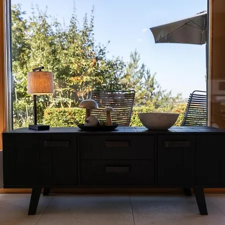 Hoch Ueber Dem Taubertal Mit Fantastischem Weitblick, Dachterrasse, 2000m2 Grossem Grundstueck Und Kamin