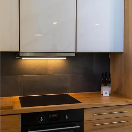 Hoch Ueber Dem Taubertal Mit Fantastischem Weitblick, Dachterrasse, 2000m2 Grossem Grundstueck Und Kamin * Lauda-Königshofen